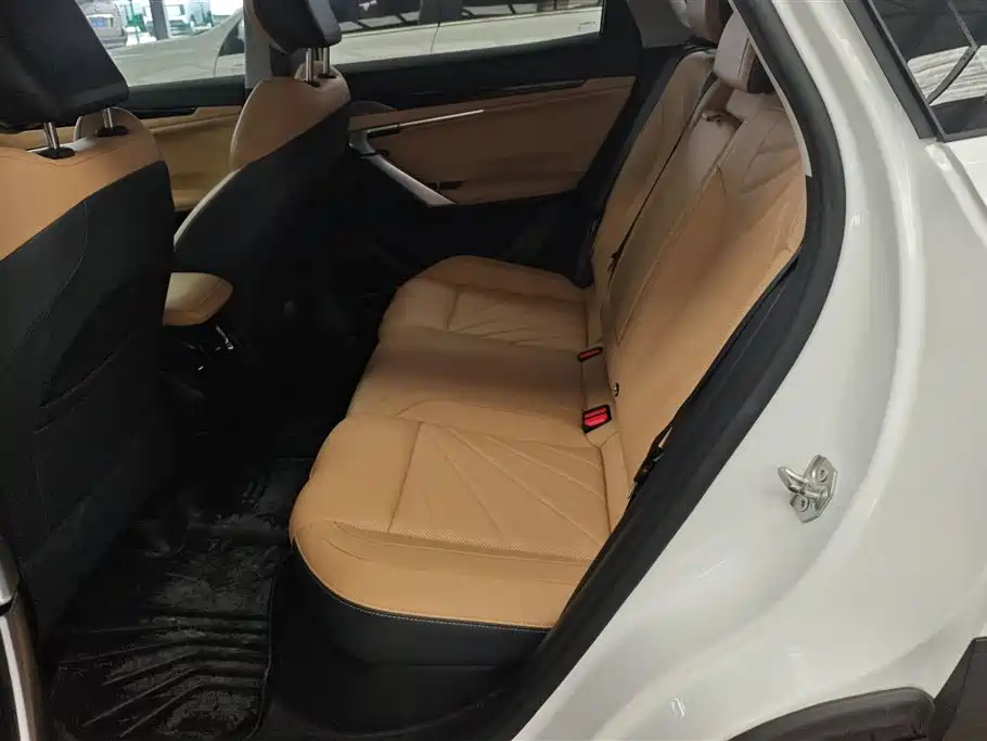 GEELY AUTOMOBILE BOYUE L