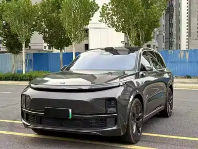 Li Auto L8