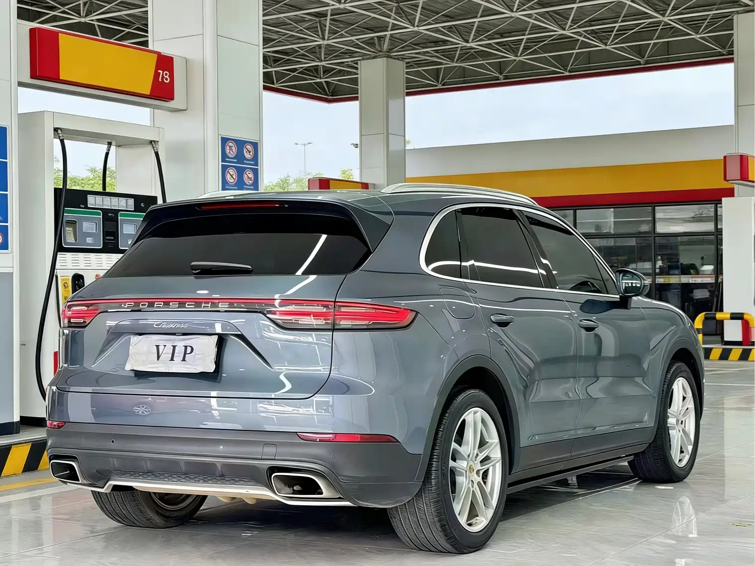 Фото 9 - Porsche Cayenne