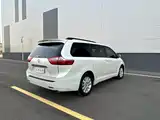 صورة 10 - Toyota Sienna