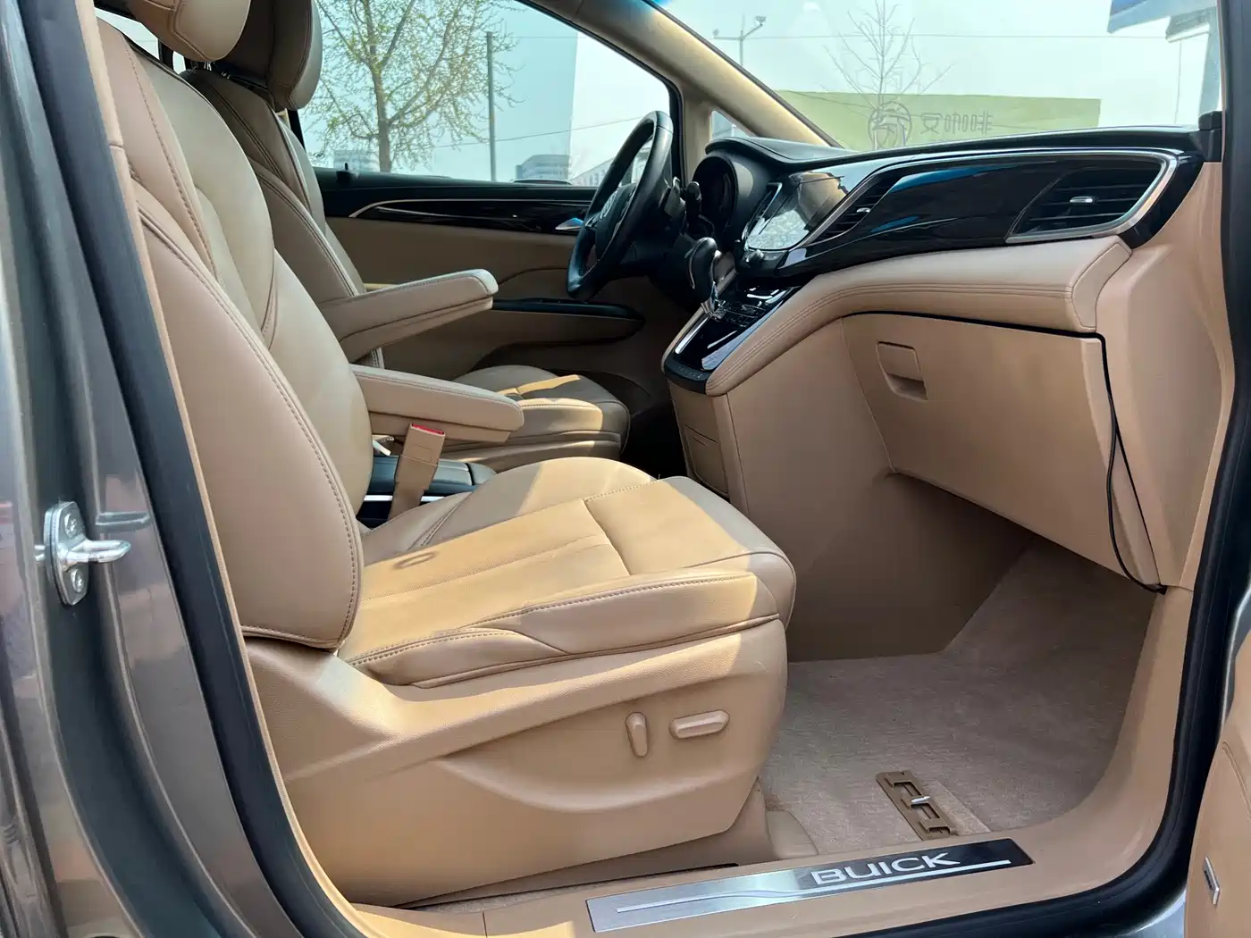 Buick GL8 2018 ES 28T Flagship Type China VI фото 5