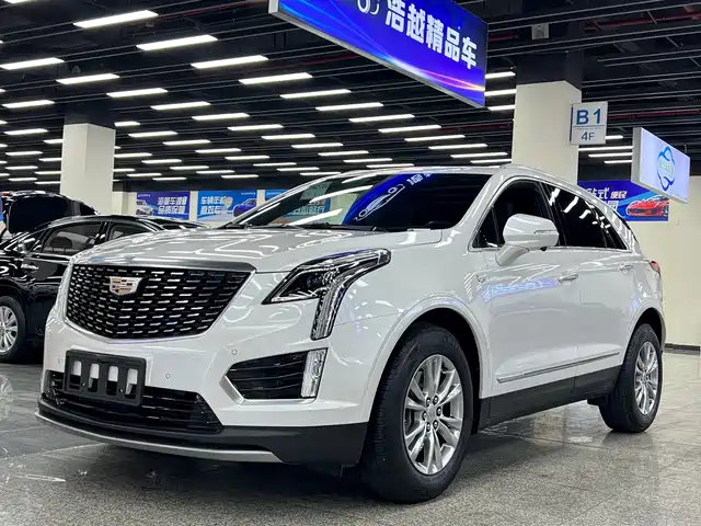 CADILLAC XT5
