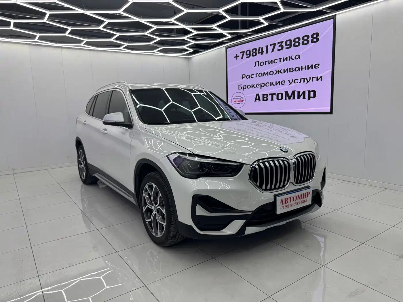BMW X1 2022 sDrive20Li Premium фото 3