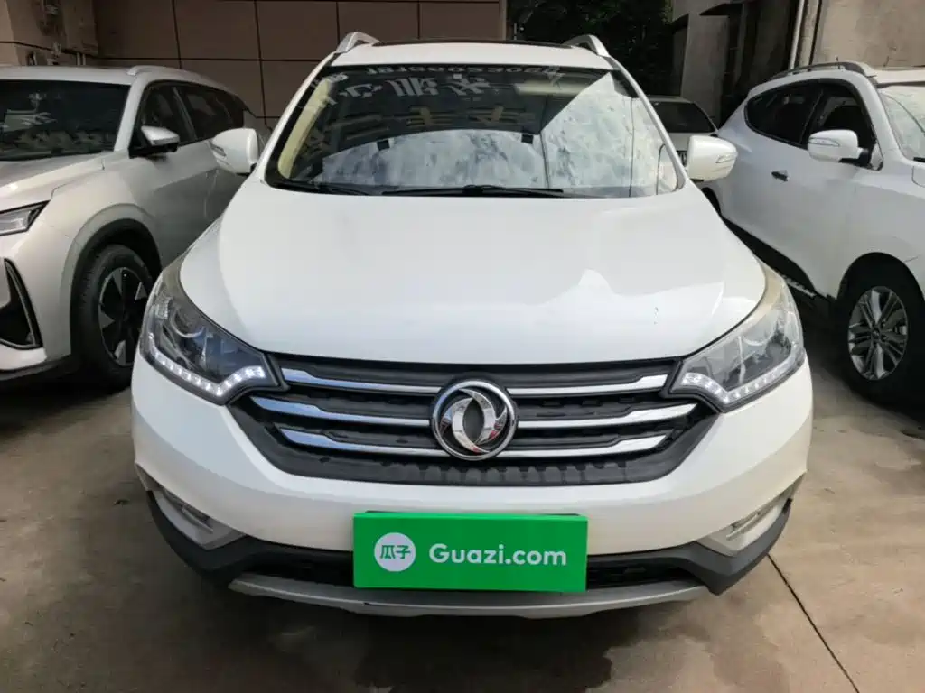 Dongfeng Aeolus Dongfeng Fengshen AX7 2015 2015 2.0L Automatic Smart Ease