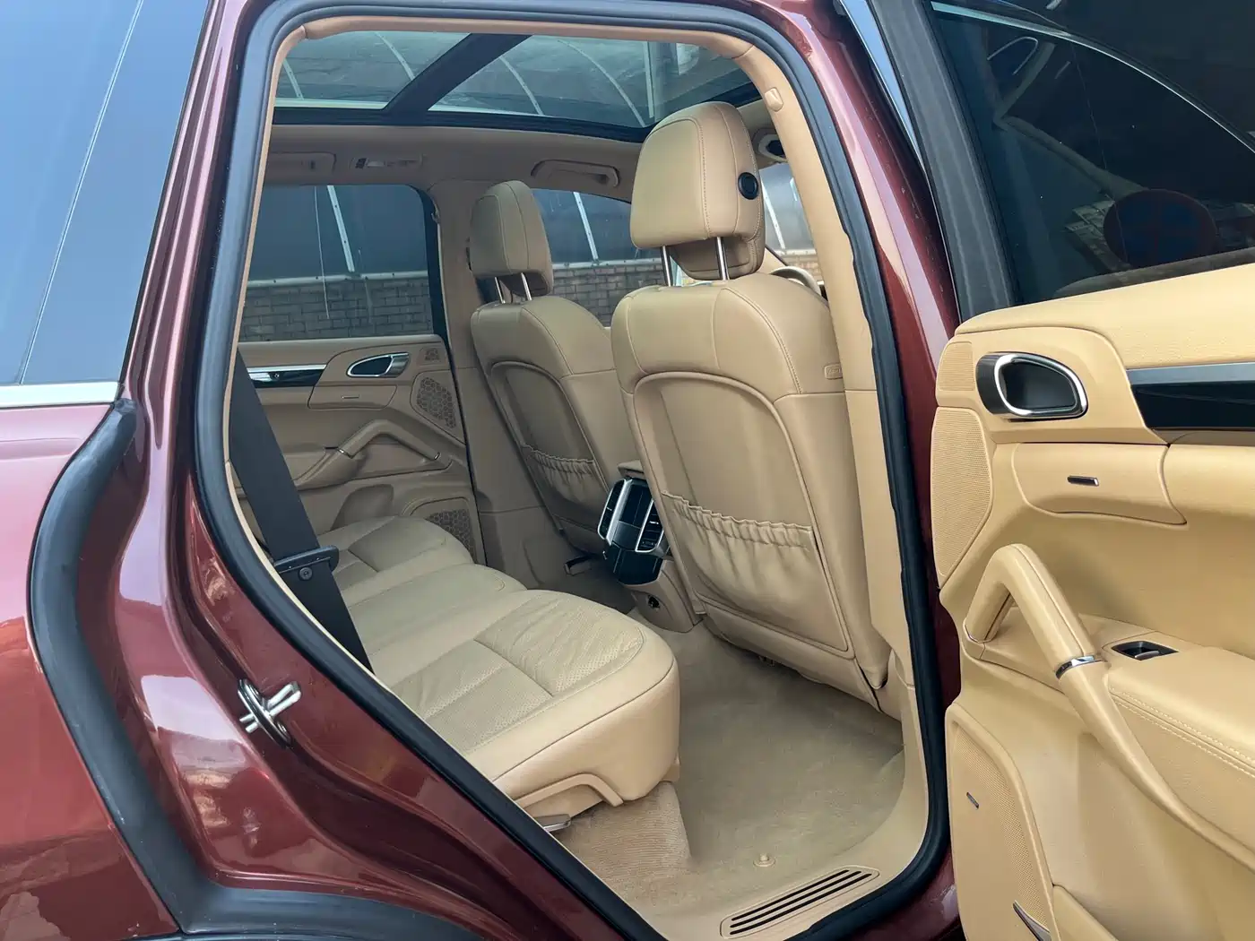 Porsche Cayenne 2011 Cayenne 3.0T фото 26