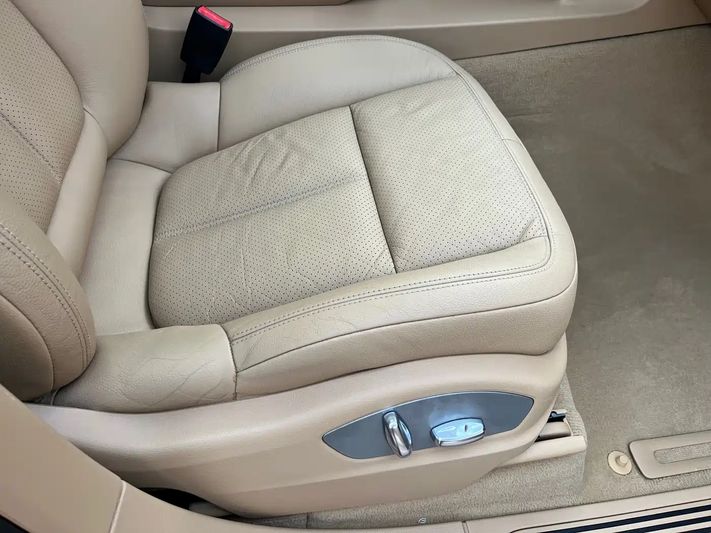 Porsche Cayenne 2011 Cayenne 3.0T фото 23