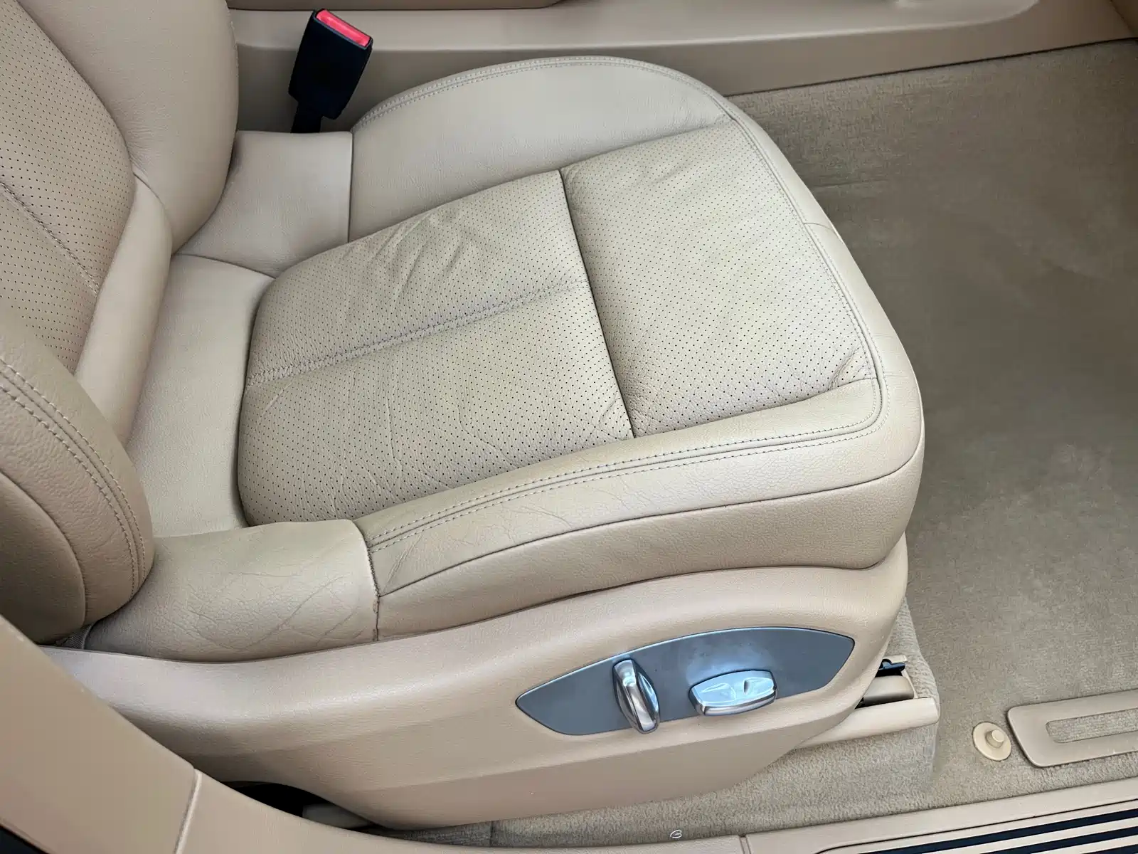 Photo 23 - Porsche Cayenne
