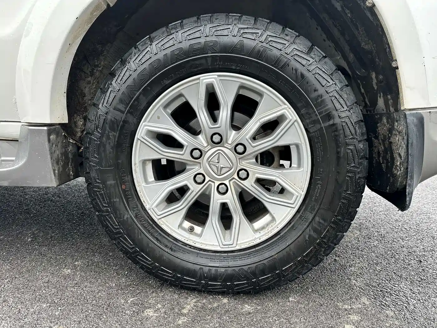 Jiangling Yusheng S350 2018 2017 2.0T Automatic 2WD Diesel Luxury Sunroof 7-Seater