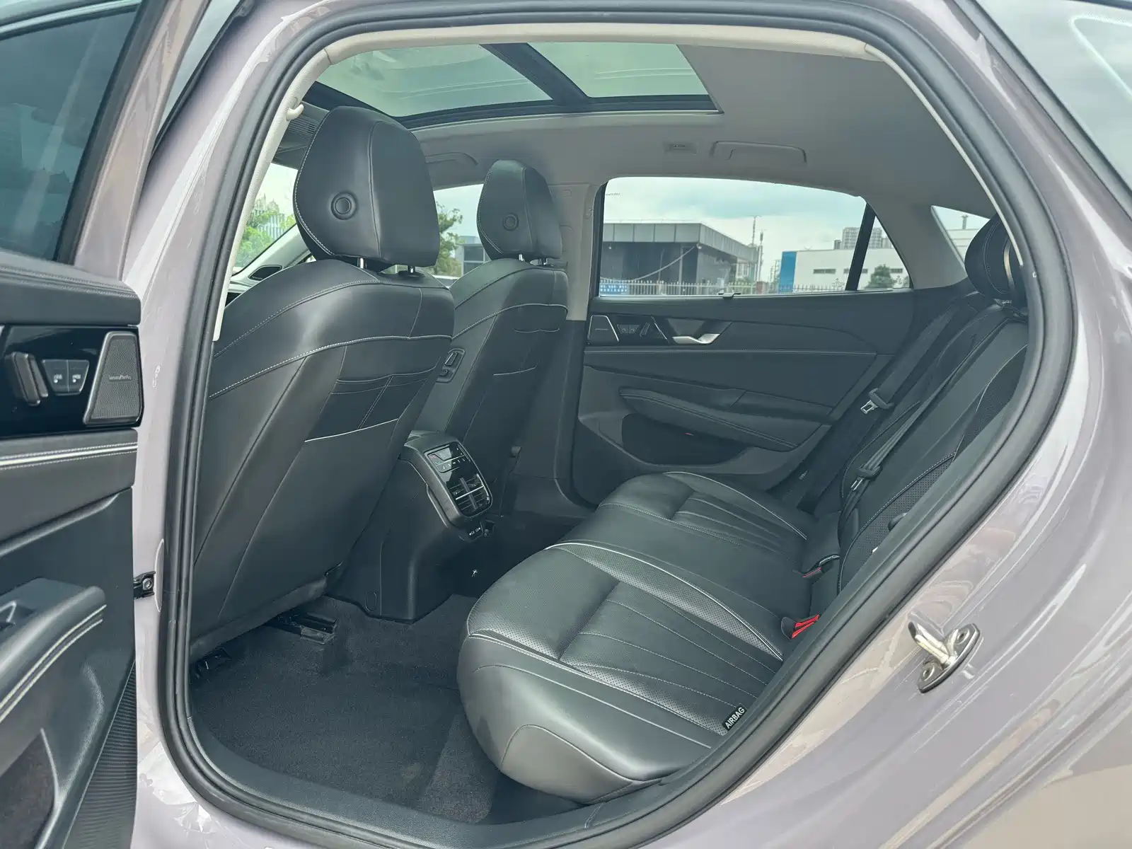 Фото 6 - Volkswagen Passat