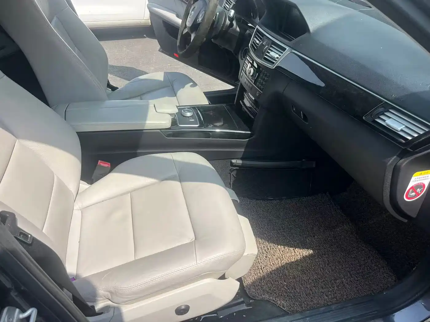 Mercedes-Benz E-Class 2011 E 300 L Fashion Premium фото 9