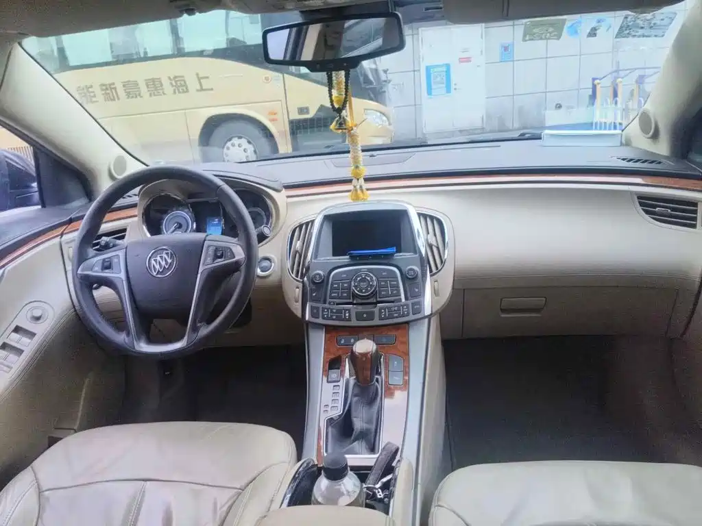 Buick LaCrosse 2010 2010 2.4L Premium