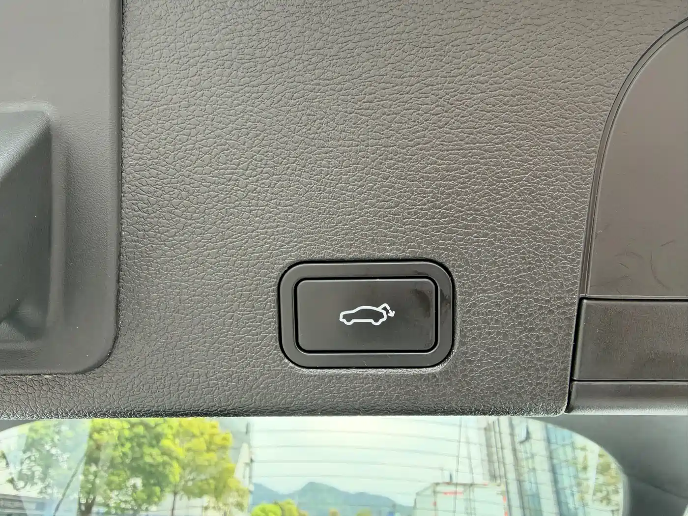 GEELY AUTOMOBILE XINGYUE