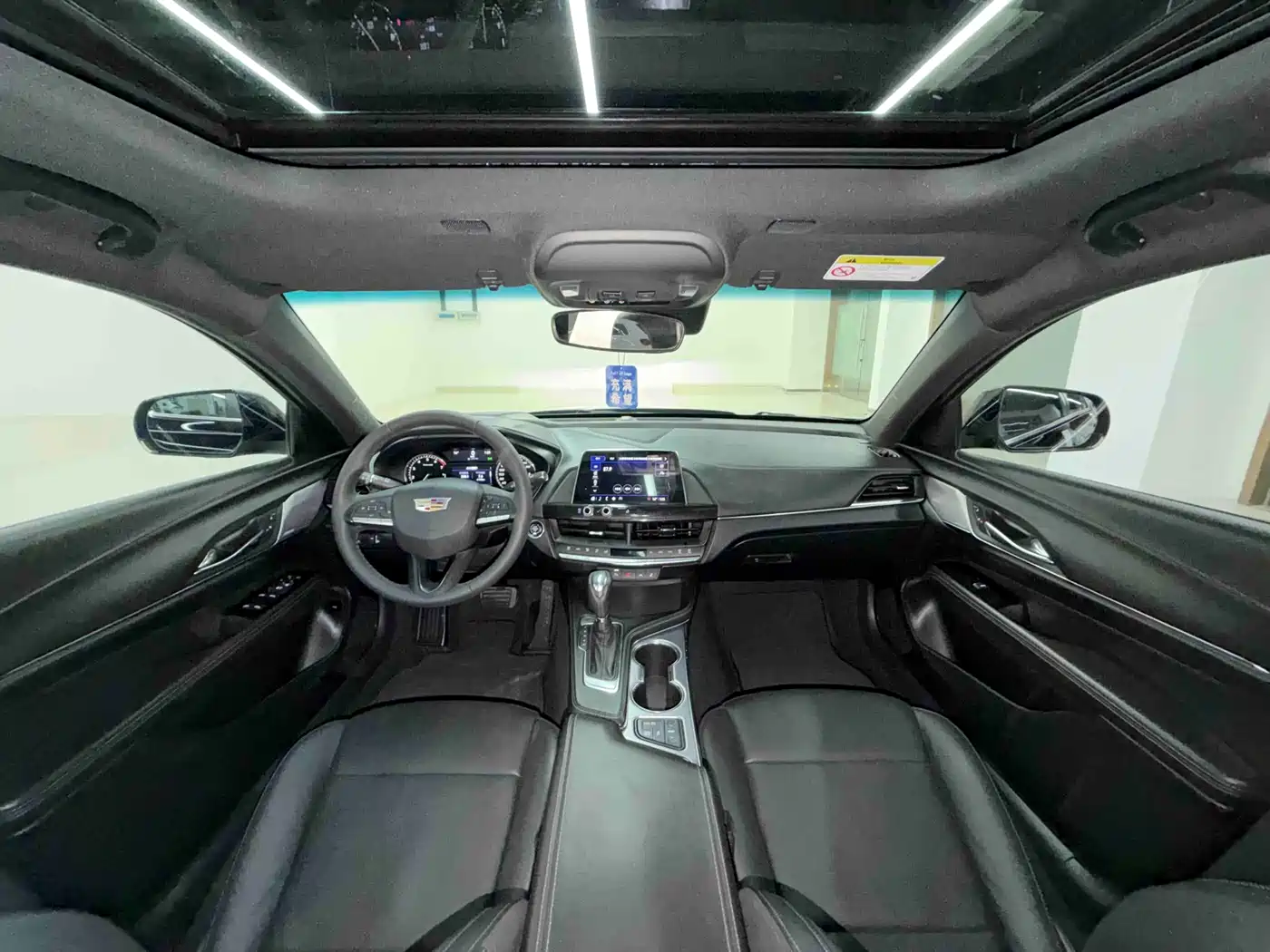 Cadillac CT4 2024 2023 28T Luxury Model