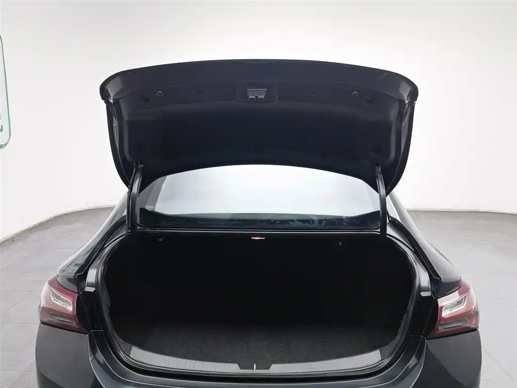 CHEVROLET MAI RUIBAO XL