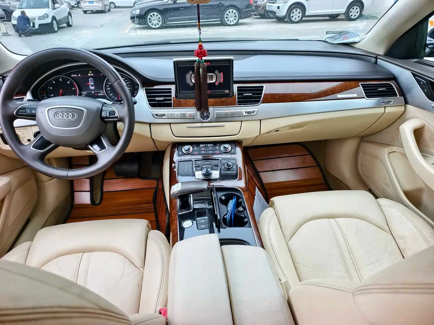 Audi A8 2012 A8L 45 TFSI quattro Comfort фото 11