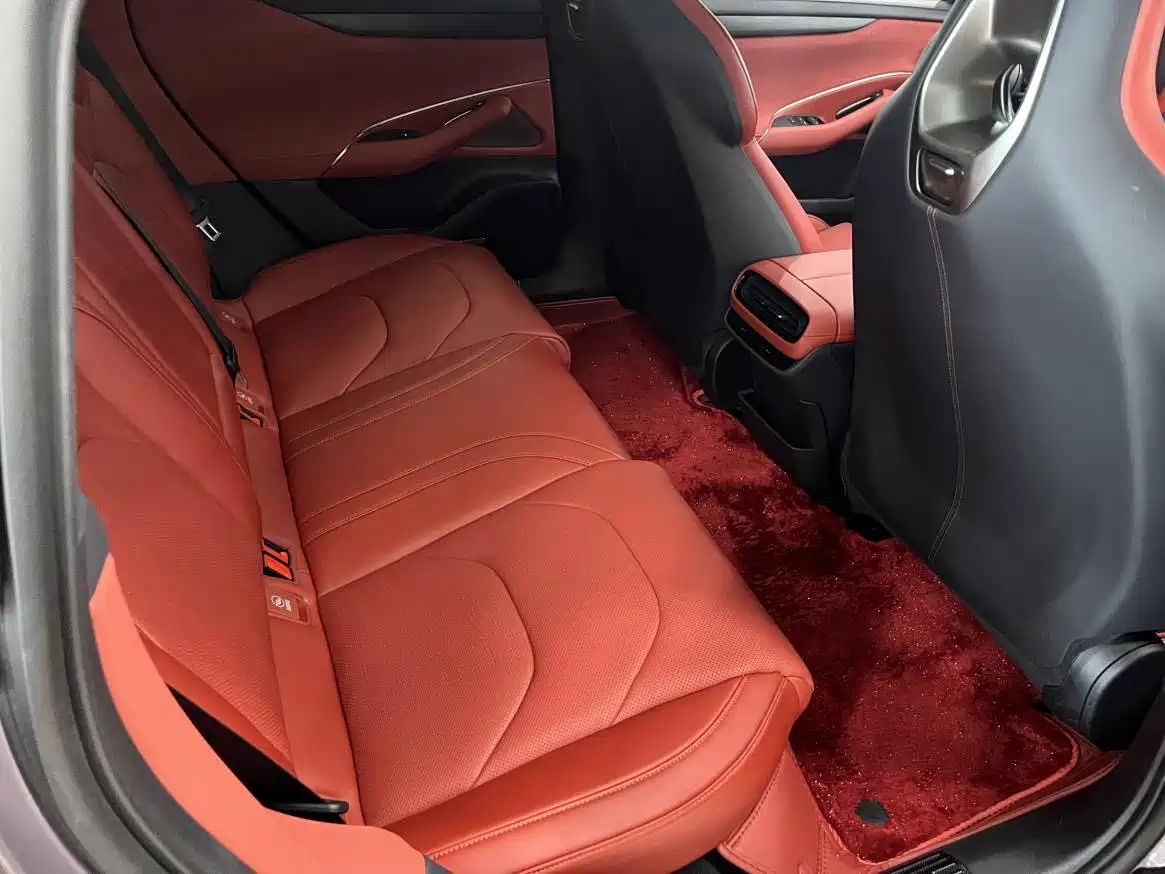 XIAOMI CAR XIAOMI SU7