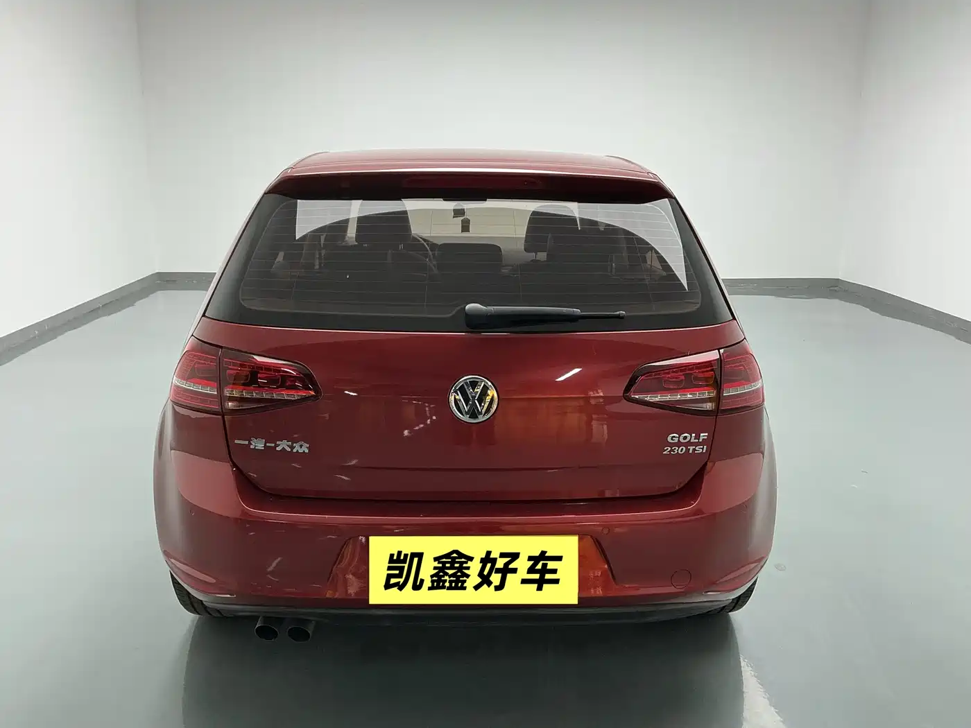 Volkswagen Golf 2017 230TSI Auto Luxury Millionth Anniversary Edition фото 5