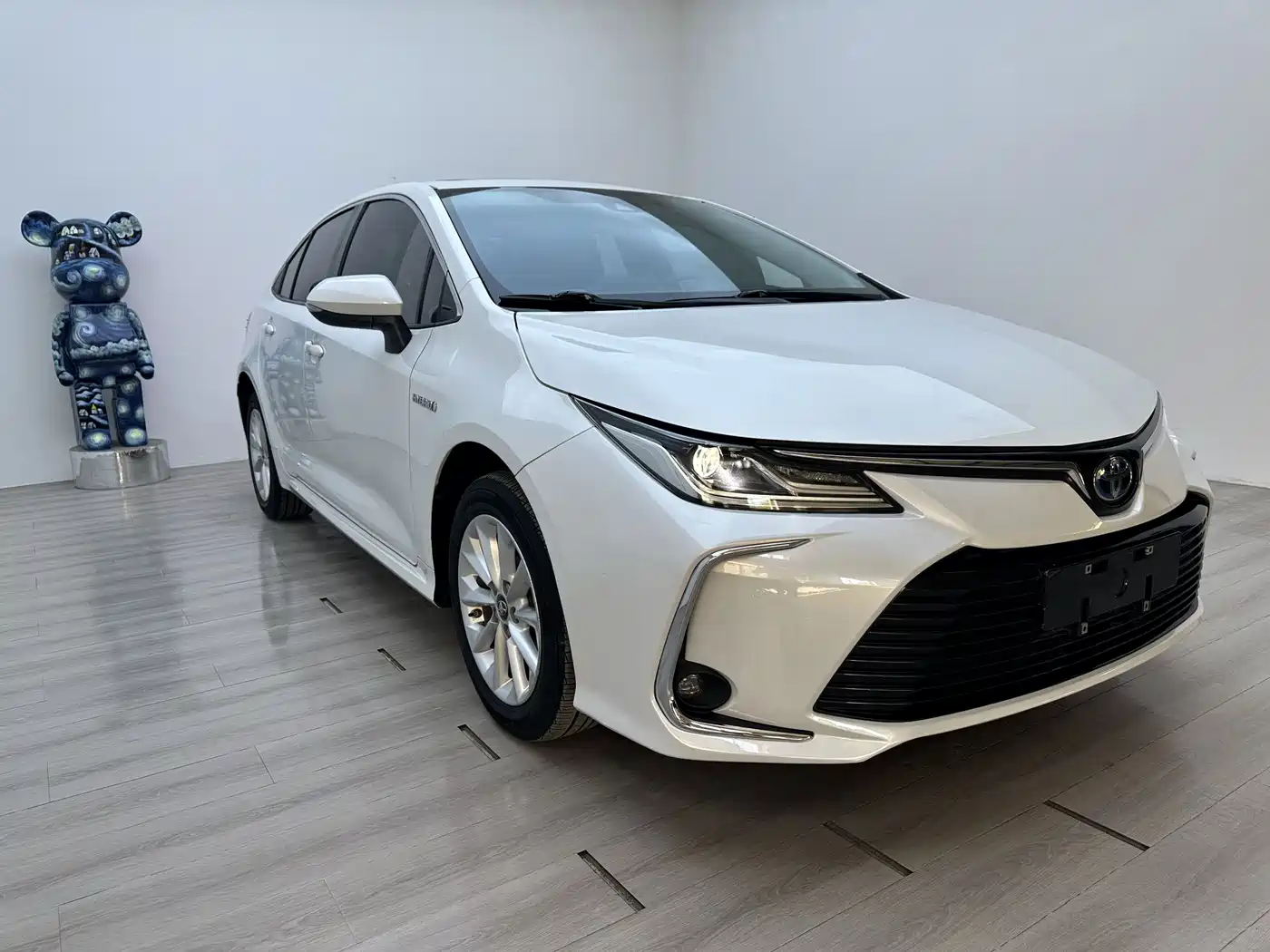 Фото 3 - Toyota Corolla