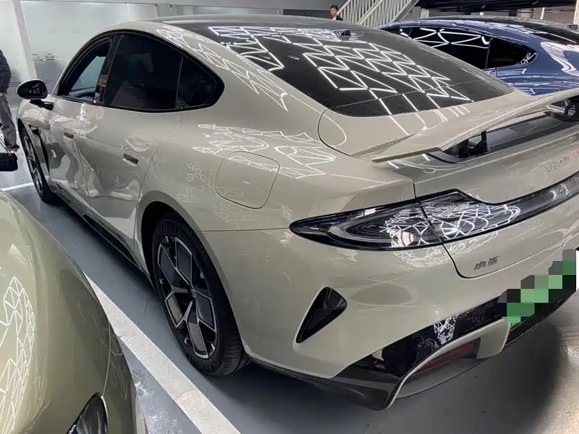 XIAOMI CAR XIAOMI SU7