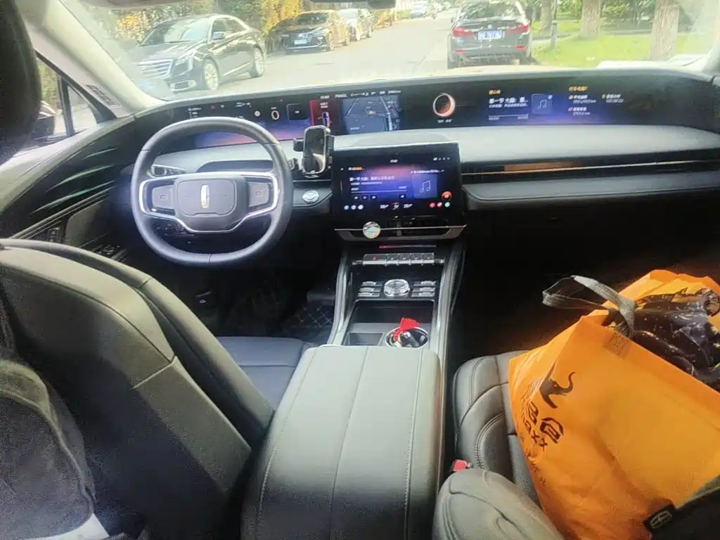 Lincoln Nautilus 2026 2025 2.0T FWD Launch Edition