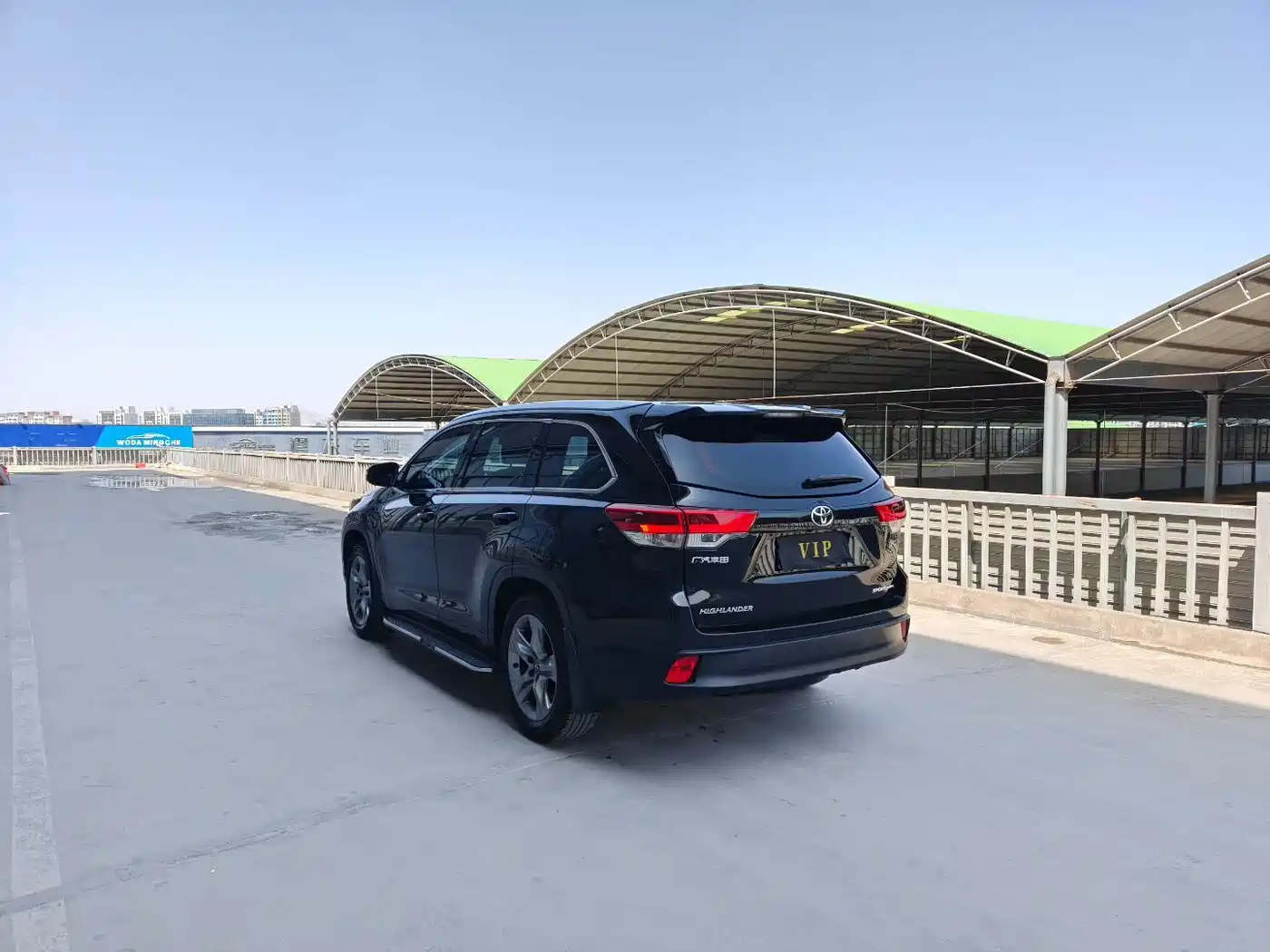 TOYOTA HIGHLANDER
