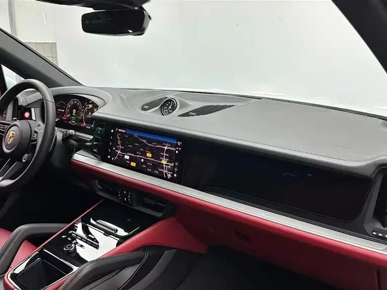 PORSCHE CAYENNE NEW ENERGY