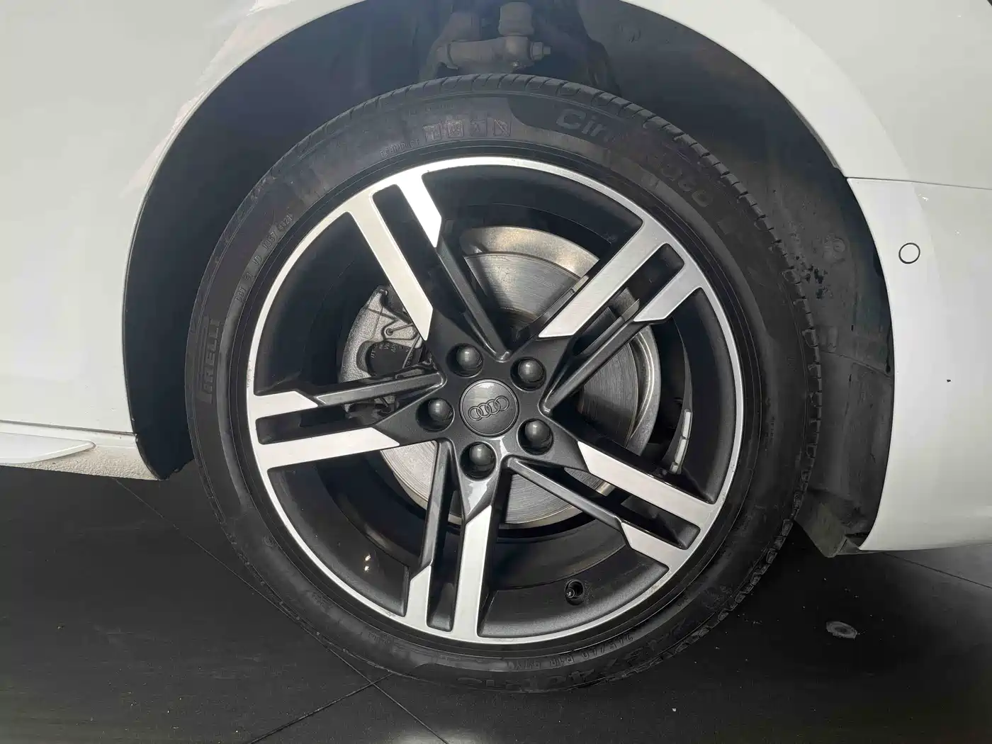 Audi A4L 2022 40 TFSI Luxury Dynamic фото 18