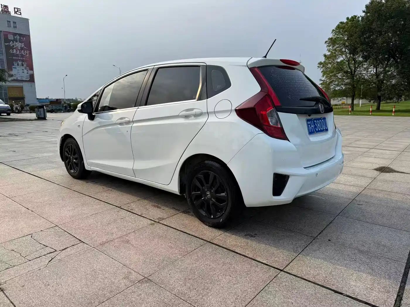 Photo 9 - Honda Fit