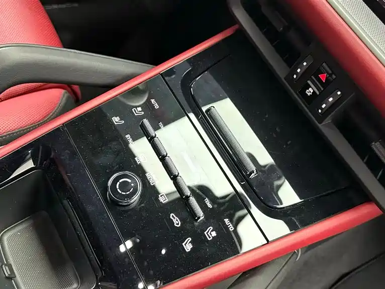 PORSCHE CAYENNE NEW ENERGY