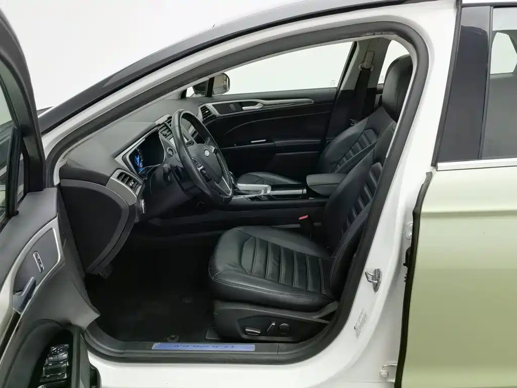 Ford Mondeo 2014 2013 2.0L GTDi200 Fashion