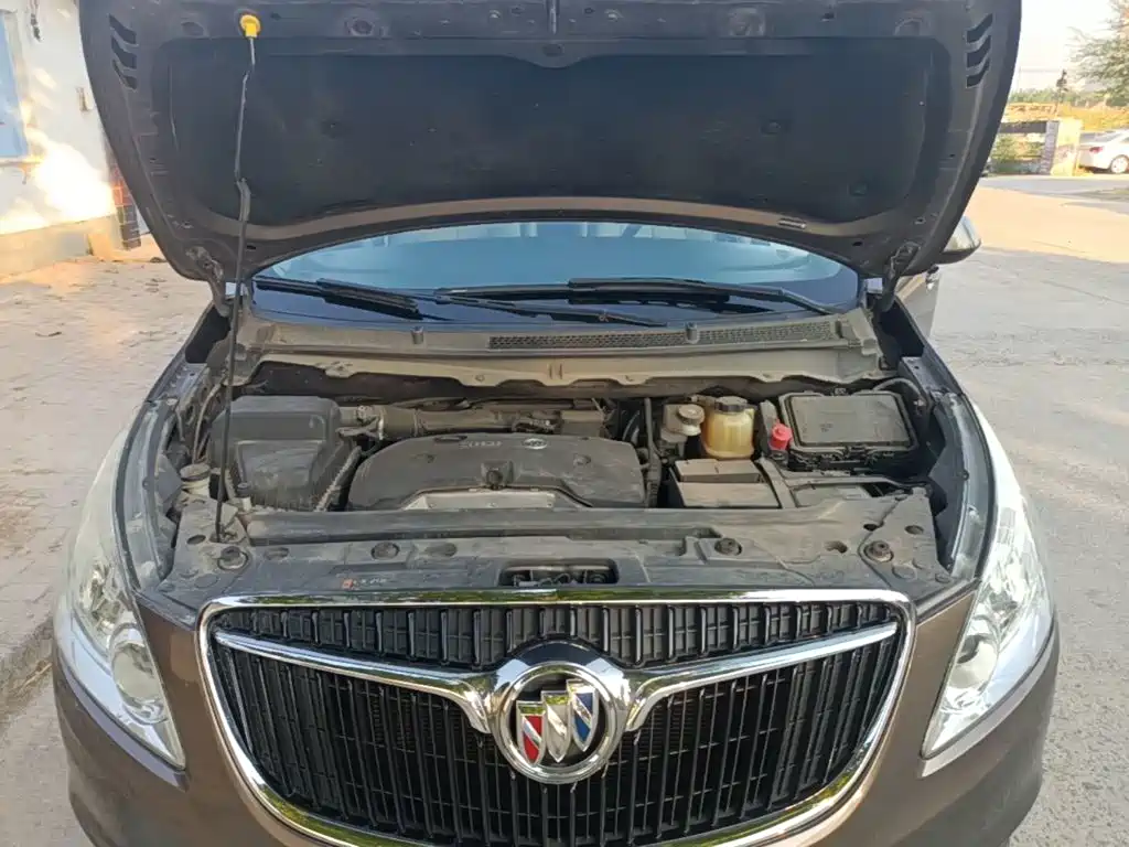 Фото 20 - Buick GL8