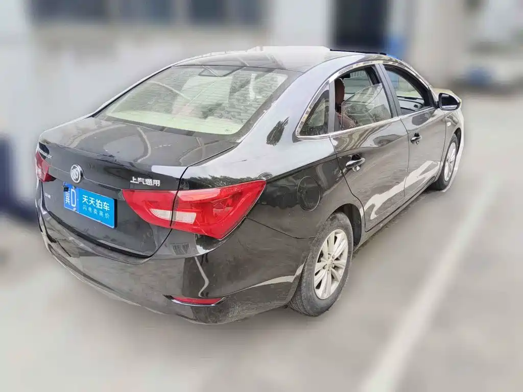 Photo 2 - Buick Excelle