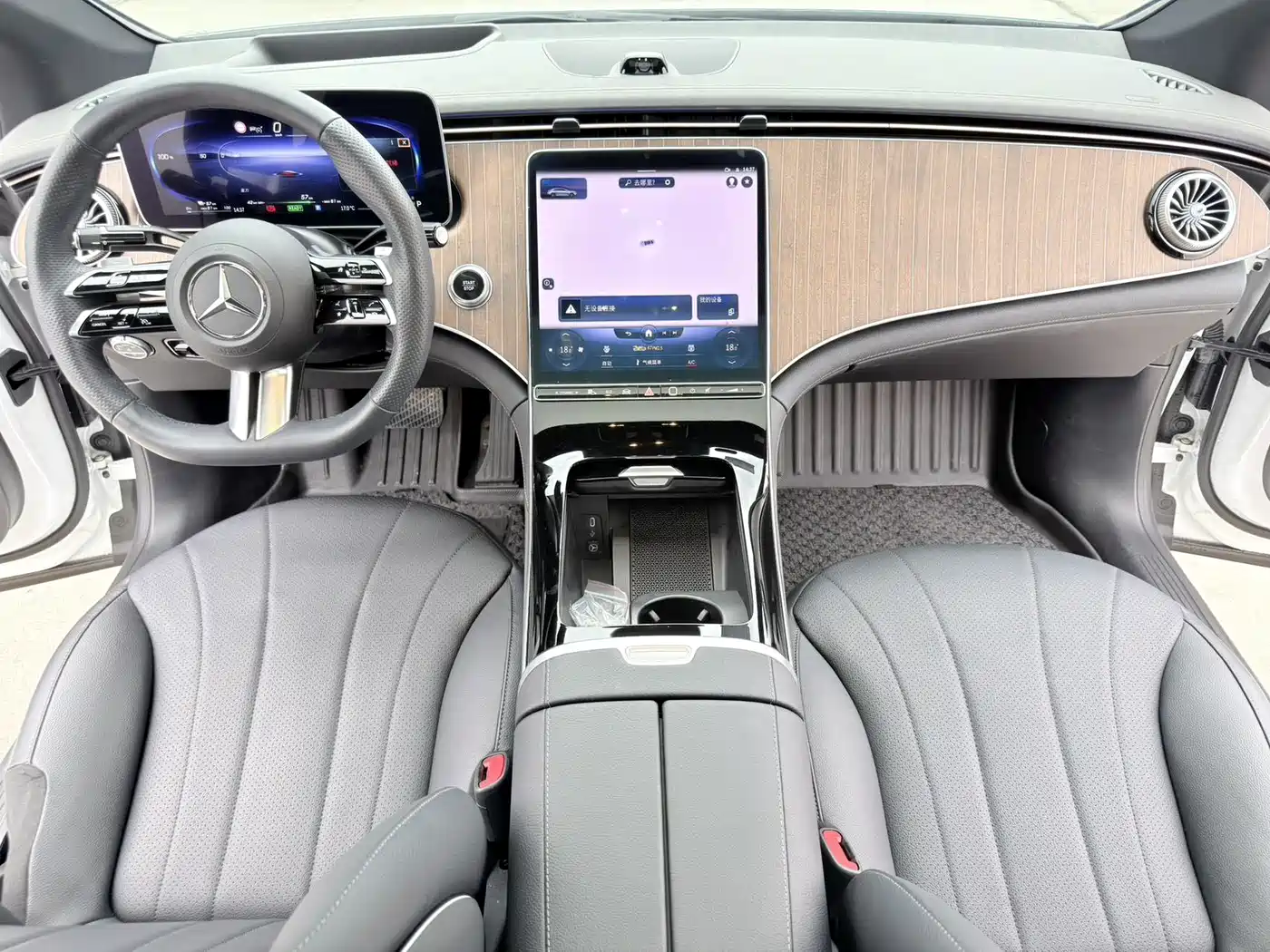 Mercedes-Benz EQE 2022 350 Luxury Edition фото 5