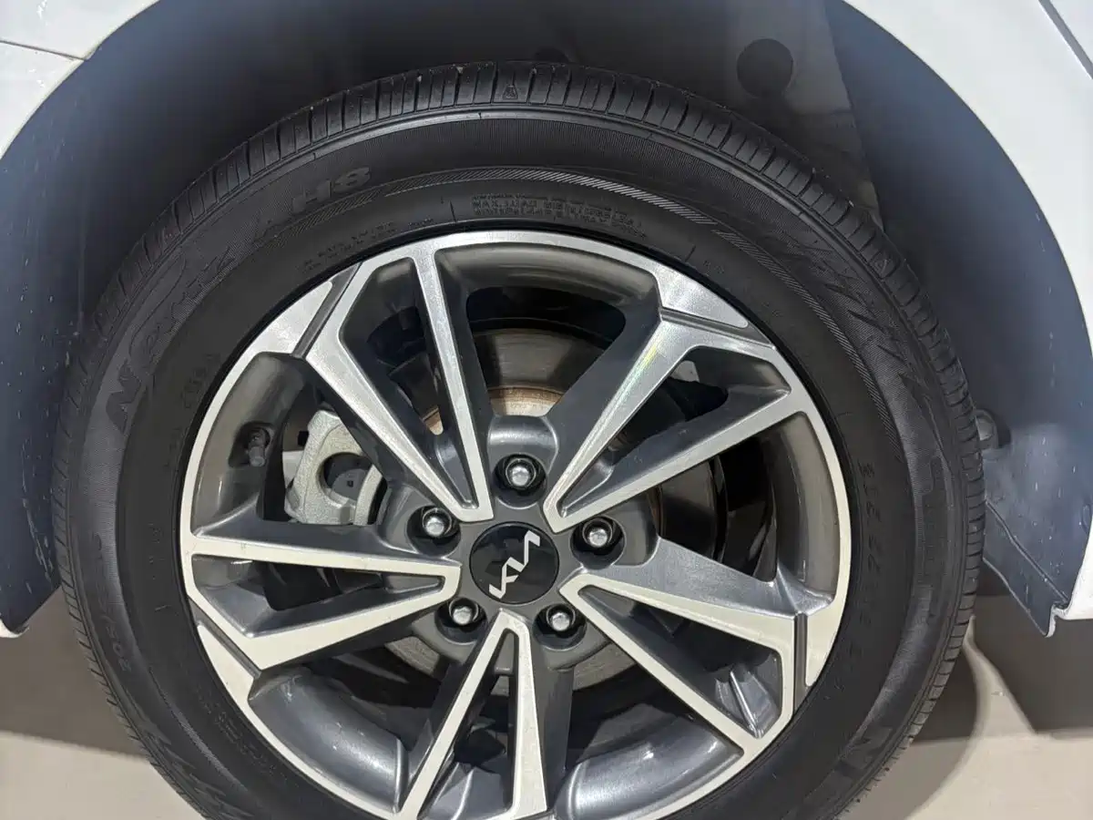 Kia K3 2023 2023 Model 1.5L CVT Luxury Edition