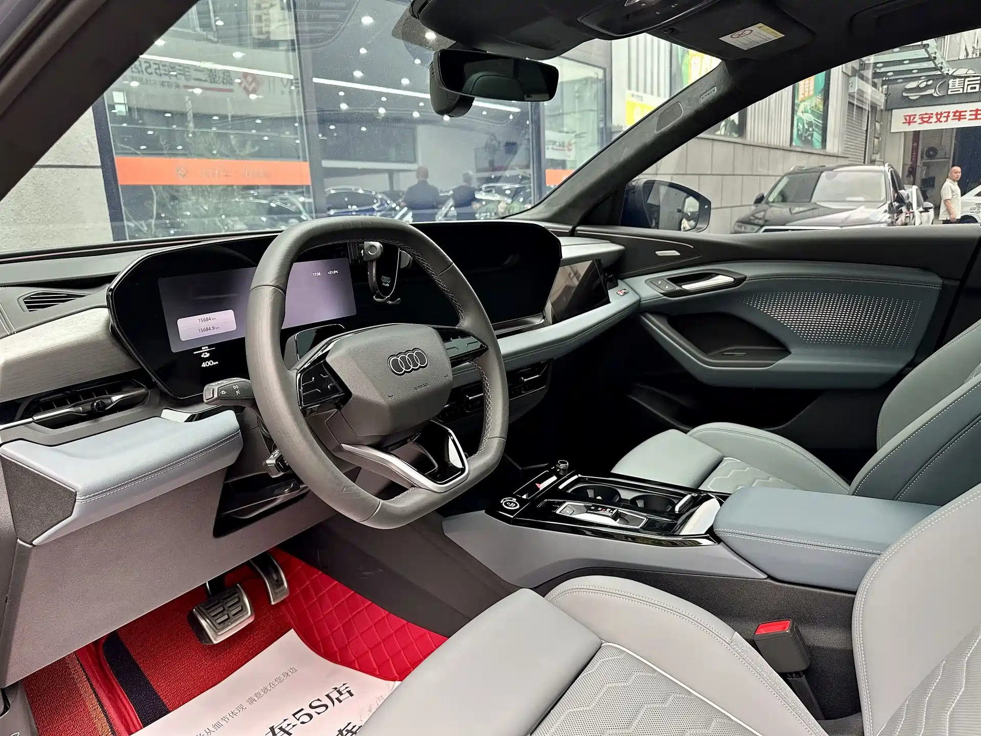Фото 7 - Audi Q6L e-tron