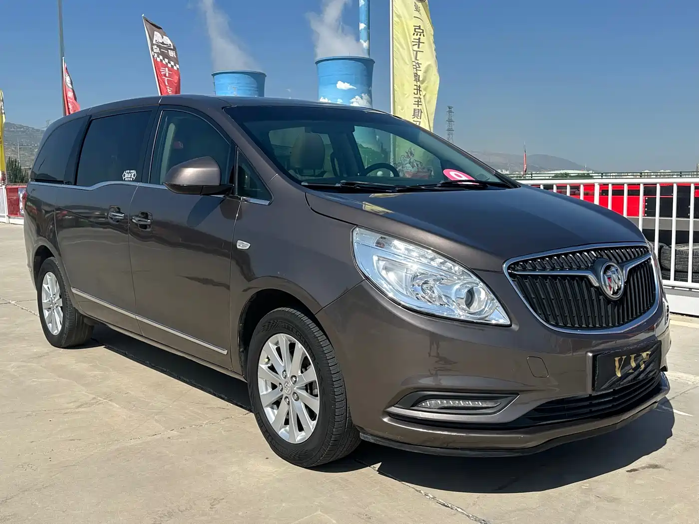 Buick GL8 2017 25S Luxury China V фото 2