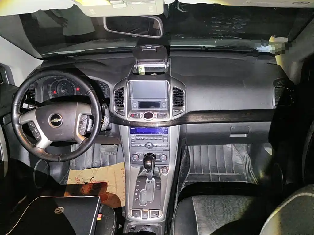 Chevrolet Captiva 2013 2014 2.4L 4WD Flagship 7-seater