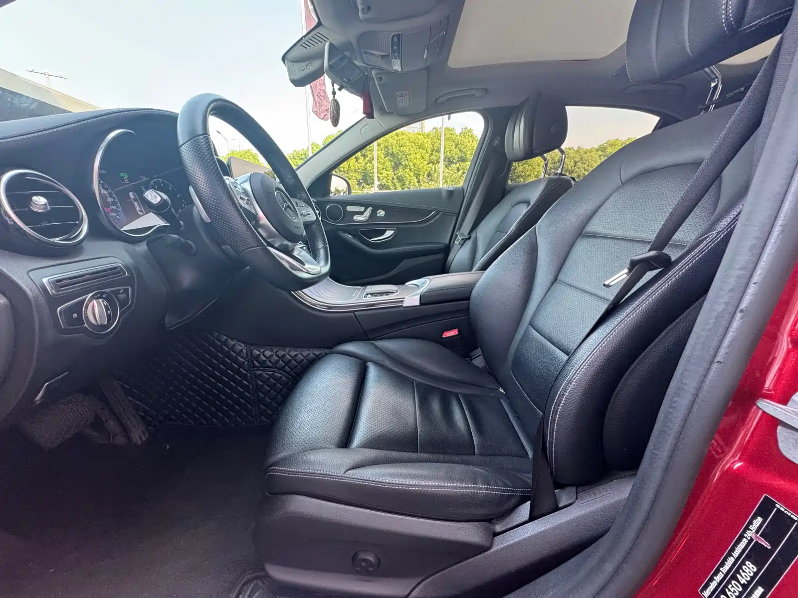 Фото 9 - Mercedes-Benz C-Class