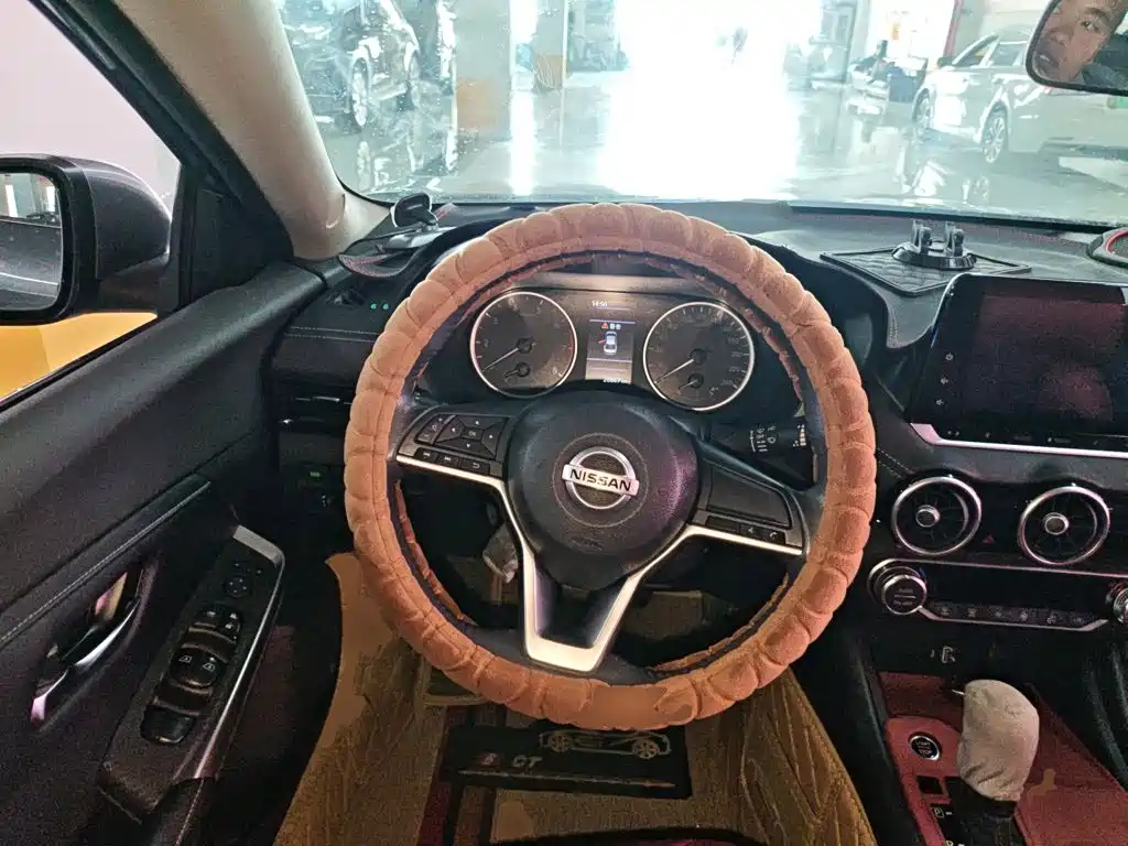 Nissan SYLPHY, миниатюра 7