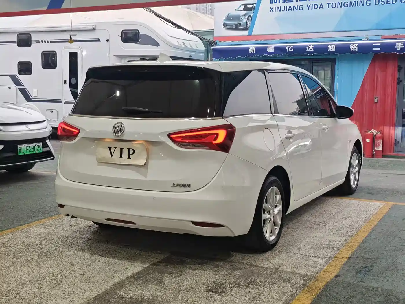 Buick GL6 2018 18T 5-Seat Luxury Edition фото 9