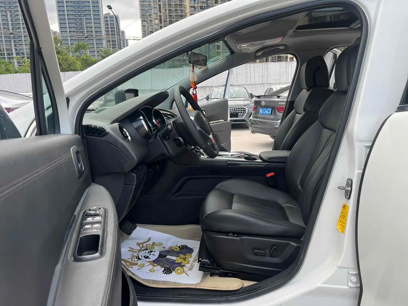 Peugeot 3008 2015 2.0L Automatic Trend Edition фото 11