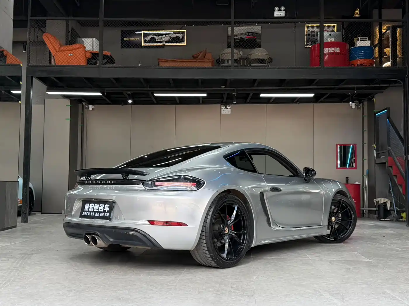 Porsche 718 2016 Cayman 2.0T фото 4