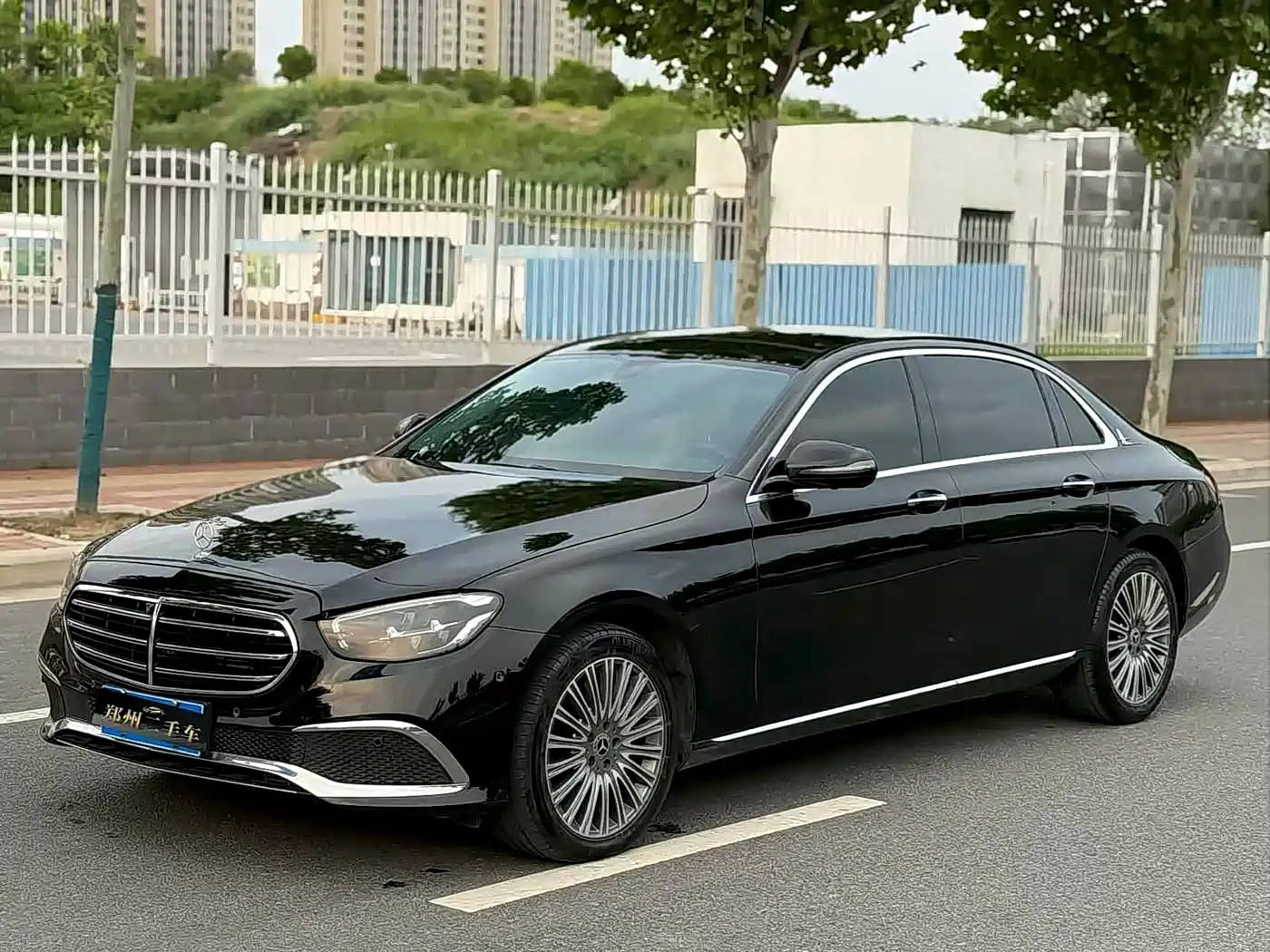 Mercedes-Benz E-Class 2021 E 300 L Fashion