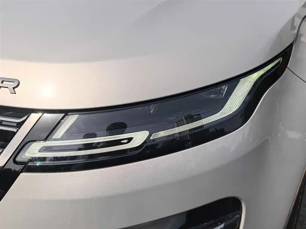 Land Rover Range Rover Evoque 2024 2023 Range Rover Evoque L 249PS Luxury Edition