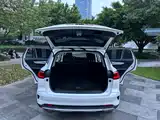 Фото 10 - Roewe RX5 MAX