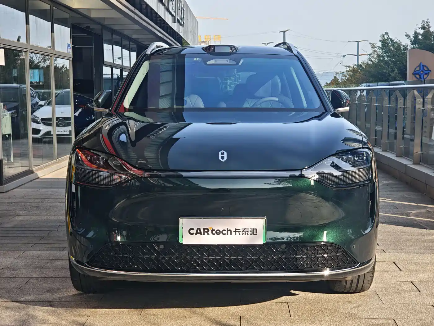 AITO Wenjie AITO M9 2024 Range Extender Max Edition 42kWh 6-seater фото 3