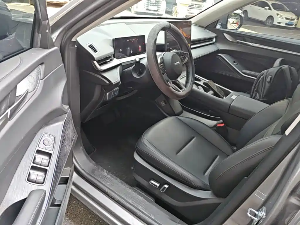 Фото 16 - Haval H6