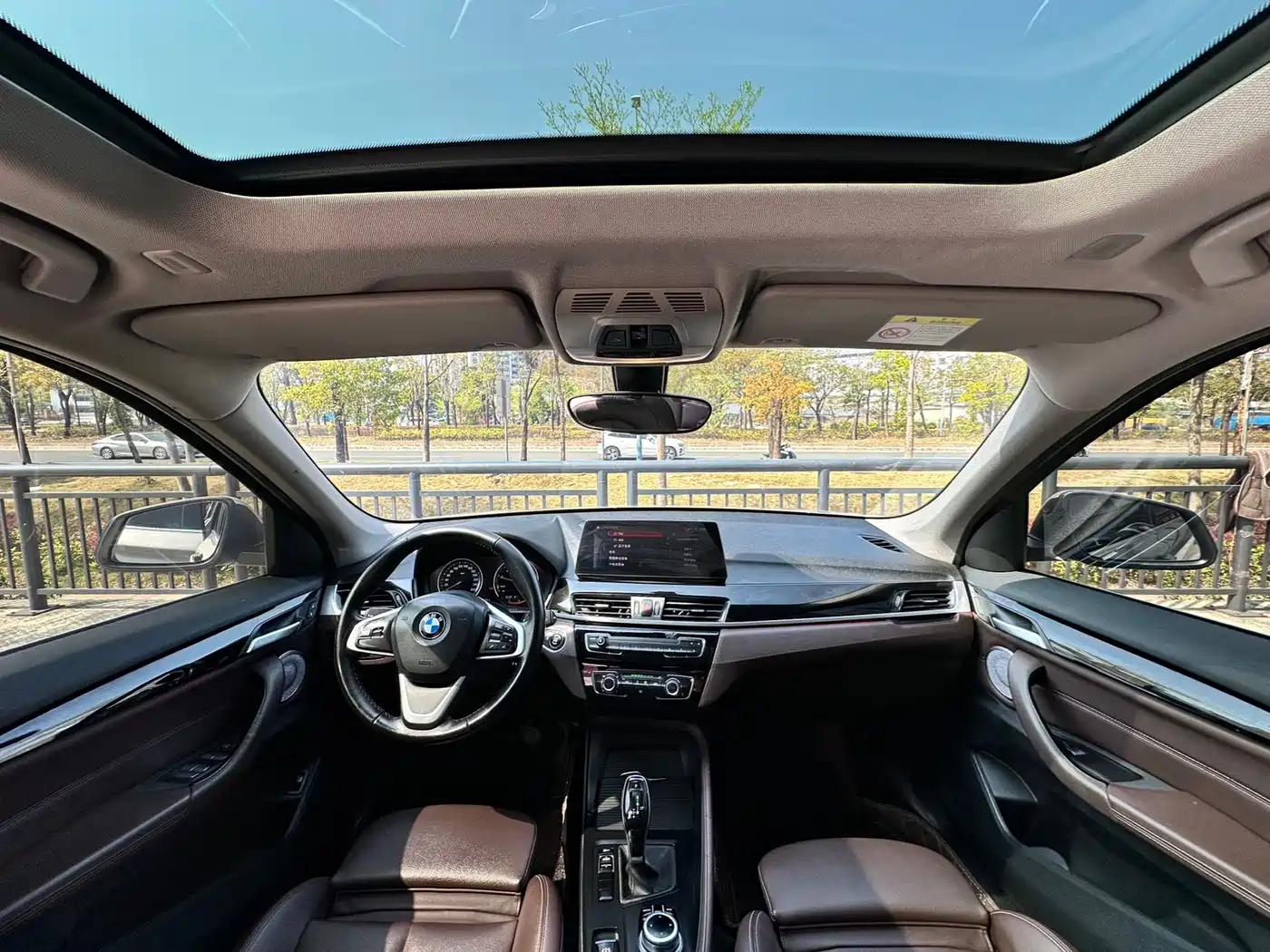 BMW X1 2022 sDrive20Li Fashion фото 5