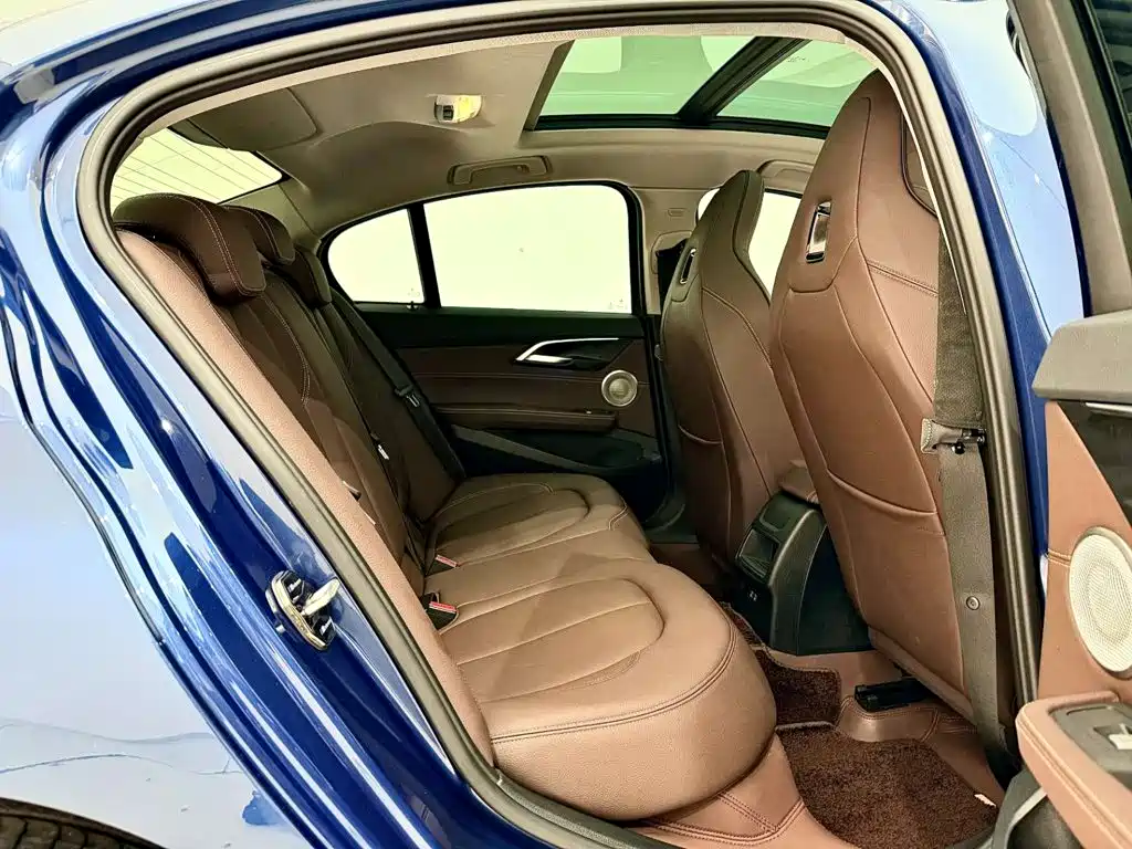 BMW 1 Series 2023 2023 125i M Sport Shadow Edition