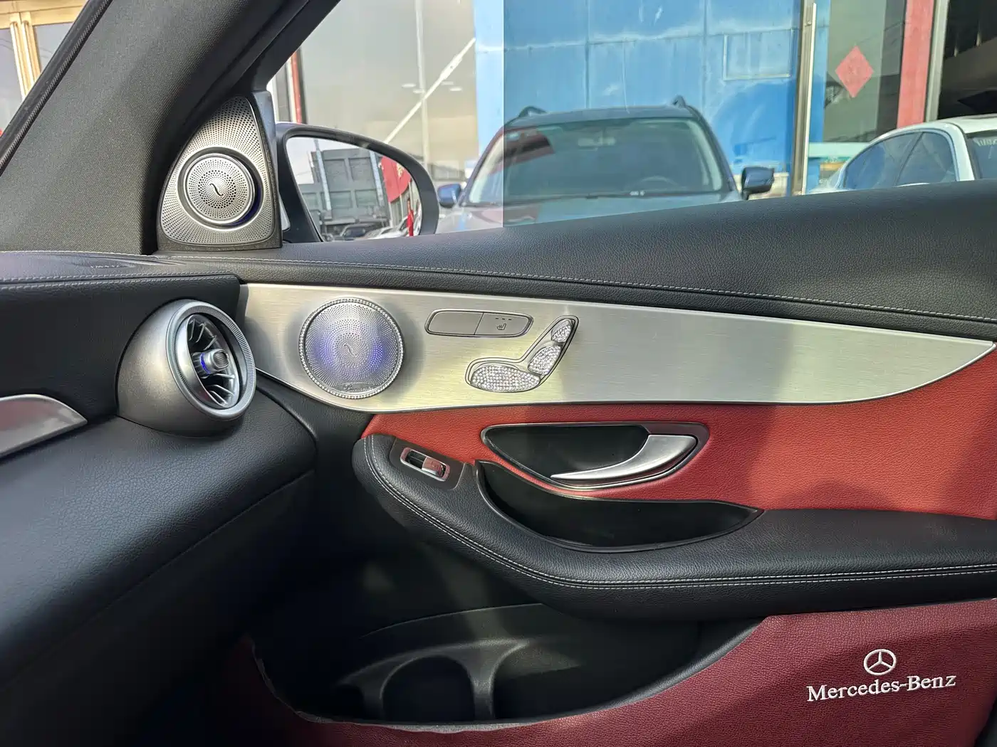 Mercedes-Benz GLC 2021 GLC 260 L 4MATIC Luxury фото 7